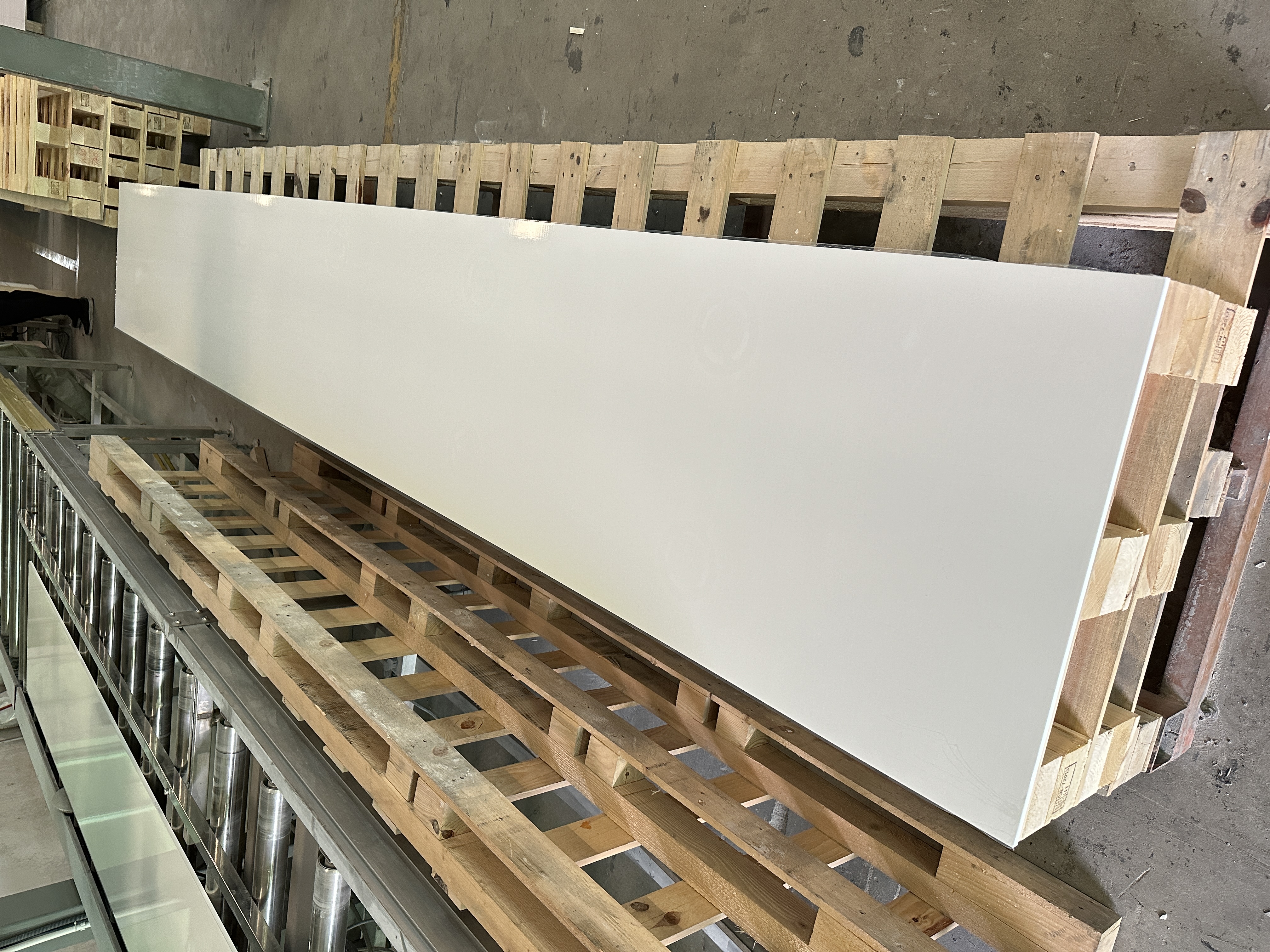China Manufacturer Pure White Solid White 3660x760x12mm Kitchen Table Tops Countertop China Manufacturer Pure White Solid White 3660x760x12mm Kitchen Table Tops Countertop