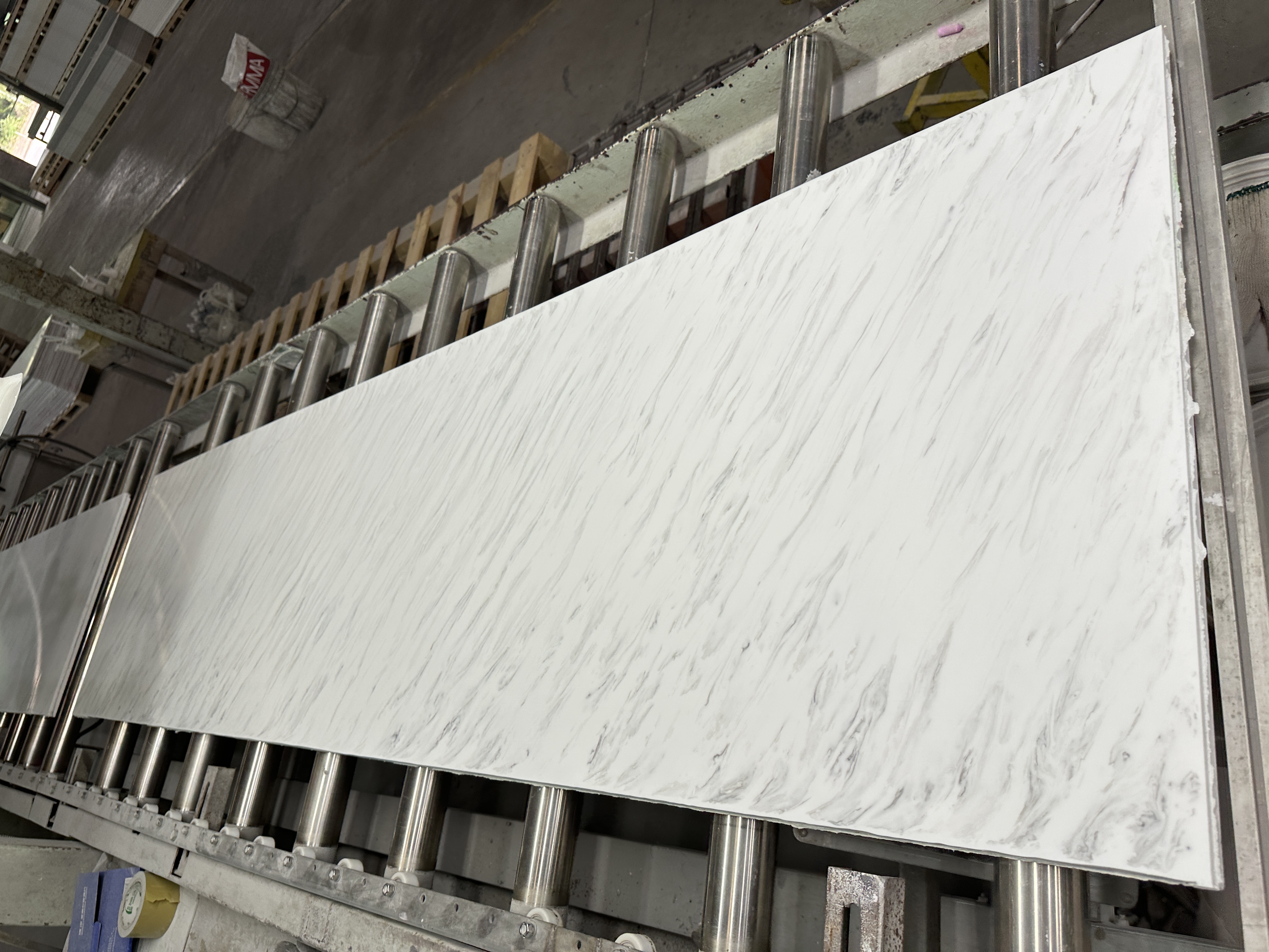 Top Colors And Patterns in Acrylic Solid Surface Materials for 2025