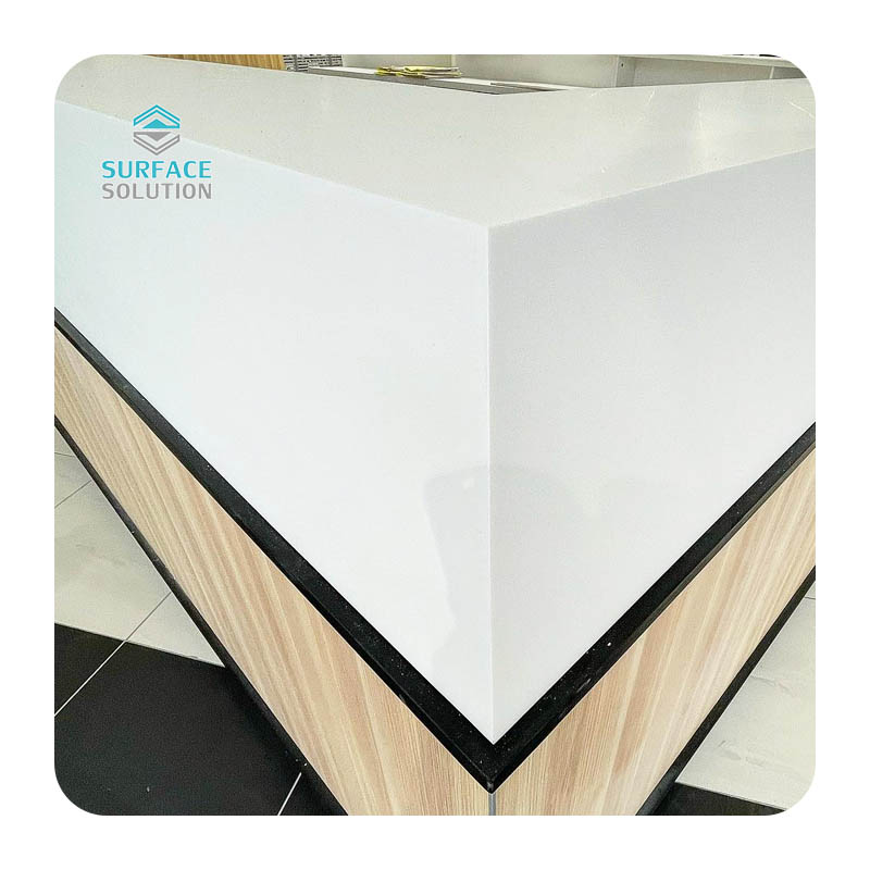 Manufacturer White Acrylic Solid Surface Panel Modern Luxury Curved Reception Desk for Hotel Office 